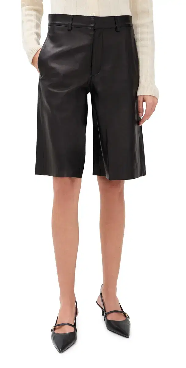 Boxy Leather Shorts Black
