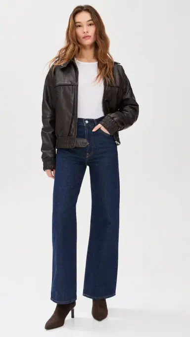 Levi's Ribcage Wide Leg Jeans Shaded View 29 | Thumbnail 5 Levi's Ribcage Wide Leg Jeans Shaded View 29 | Thumbnail 5