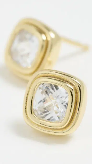 SHASHI Reagan Cushion Stud Earrings Gold One Size | Thumbnail 4