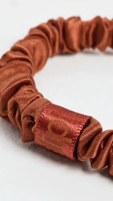 Slip Skinny Silk Scrunchies Set of 4 Auburn One Size | Thumbnail 4