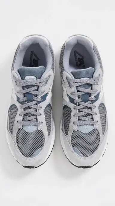 New Balance 2002R Sneakers Grey/Grey | Thumbnail 5 New Balance 2002R Sneakers Grey/Grey | Thumbnail 5
