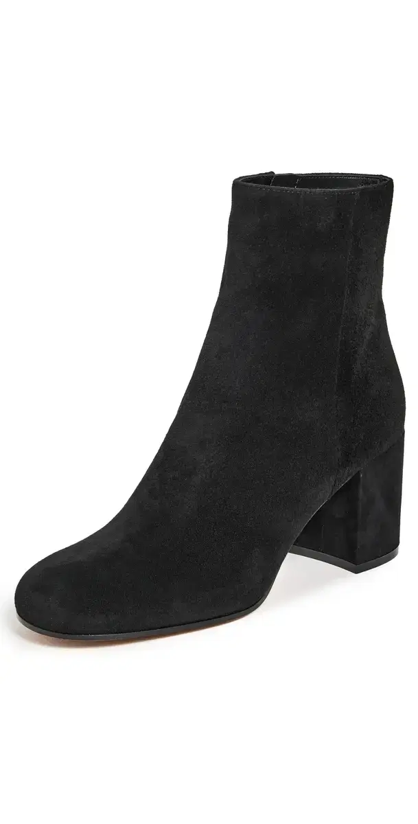 Joelle Camoscio Boots Black