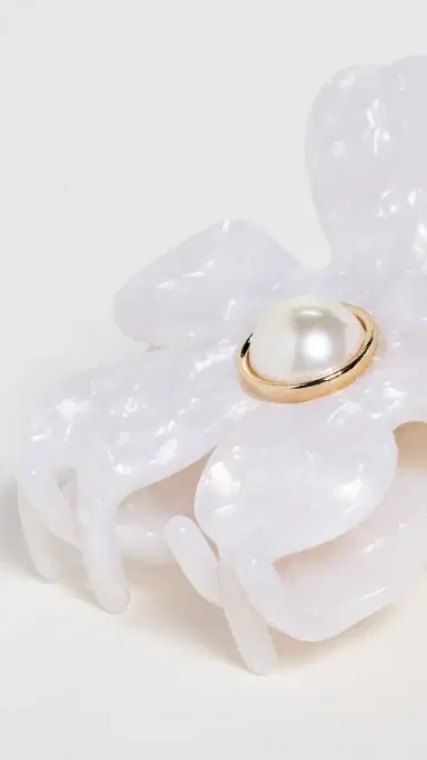 Lele Sadoughi Lily Claw Clip Mother of Pearl One Size | Thumbnail 4 Lele Sadoughi Lily Claw Clip Mother of Pearl One Size | Thumbnail 4