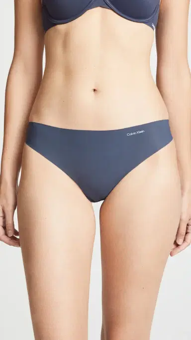 Calvin Klein Underwear Invisibles Thong 3 Pack Speakeasy/Light Caramel/Black | Thumbnail 3