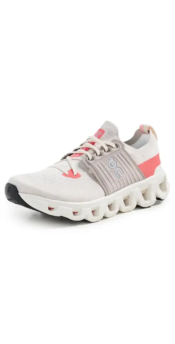 Cloudswift 4 Sneakers Cream/Salmon