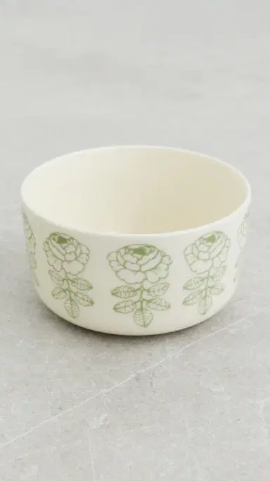 Marimekko Oiva Vihkiruusu Bowl White/Sage One Size | Thumbnail 2
