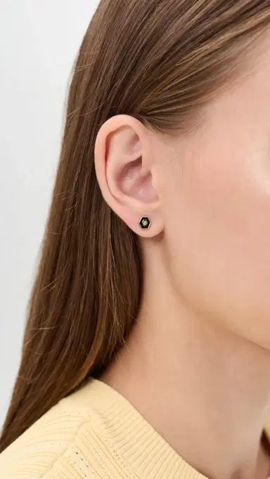 Gwen Beloti Initial Hex Stud Earrings S | Thumbnail 3 Gwen Beloti Initial Hex Stud Earrings S | Thumbnail 3