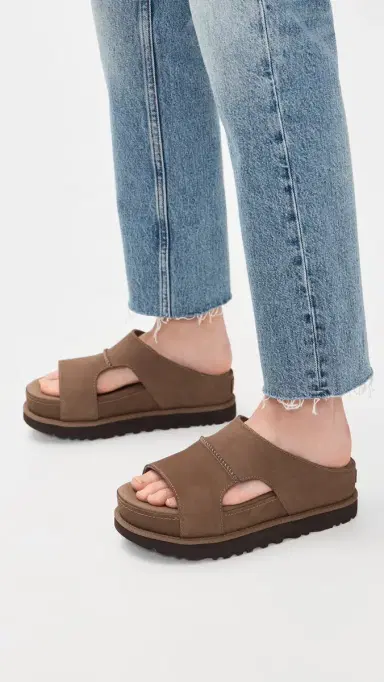 UGG Goldenstar Cutout Slides Dark Chestnut 7 | Thumbnail 3