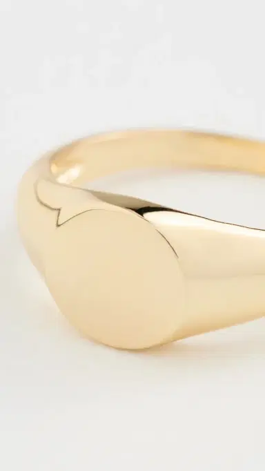 Shashi Signet Ring | Thumbnail 4