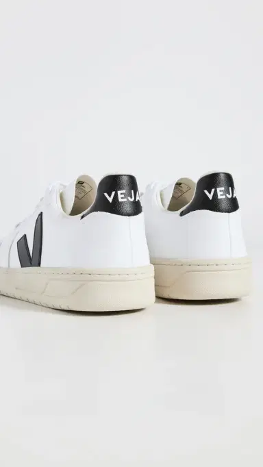 Veja V-10 CWL Sneakers | Thumbnail 3