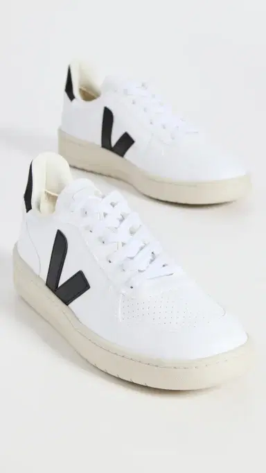 Veja V-10 CWL Sneakers | Thumbnail 4