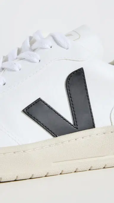 Veja V-10 CWL Sneakers | Thumbnail 5