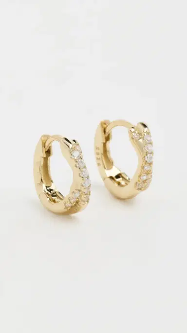 Shashi Staci Huggie Hoop Earrings Gold One Size | Thumbnail 2