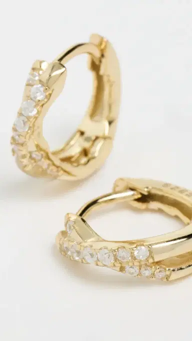 Shashi Staci Huggie Hoop Earrings Gold One Size | Thumbnail 4