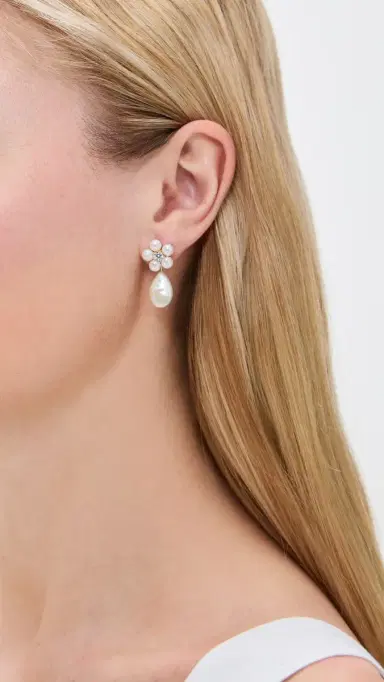 SHASHI Daisy Pearl Drop Earrings Pearl One Size | Thumbnail 3