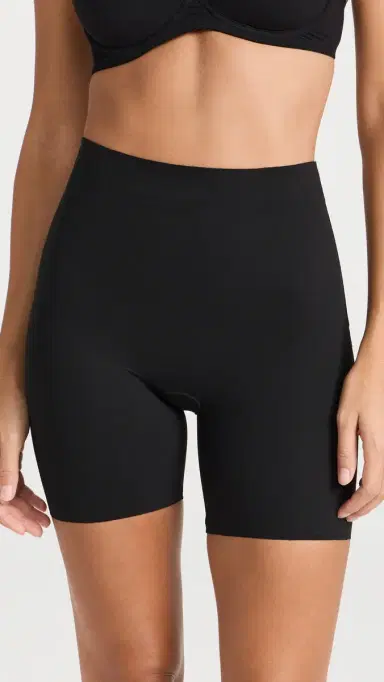 Wacoal Shape Revelation Low Plunge Shaper | Thumbnail 2