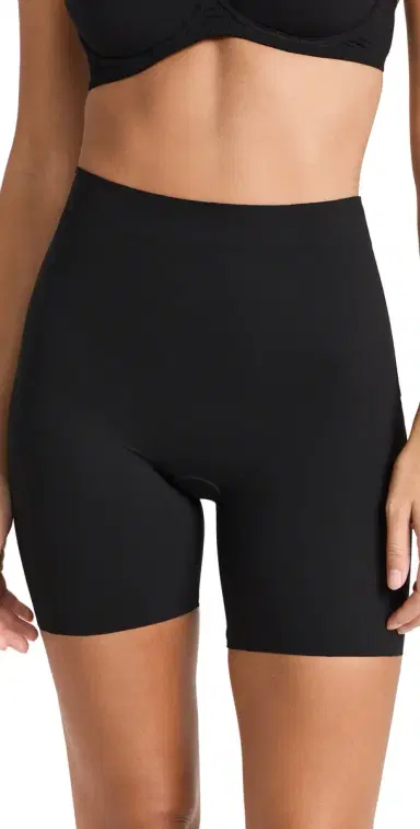 Wacoal Shape Revelation Low Plunge Shaper | Thumbnail 1