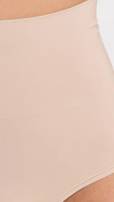 Hanky Panky Body Boy Shorts Chai S | Thumbnail 4