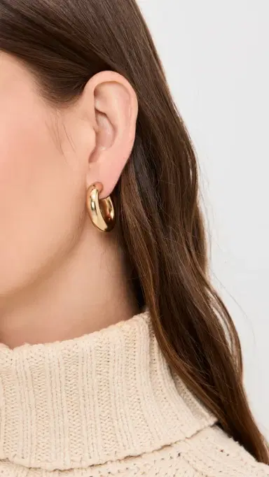 Jennifer Fisher Samira Huggie Hoop Earrings Yellow Gold One Size | Thumbnail 3