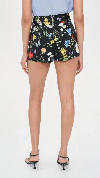 ALICE + OLIVIA Noah Pleated Mini Skort Twisting Vines Black | Thumbnail 3 ALICE + OLIVIA Noah Pleated Mini Skort Twisting Vines Black | Thumbnail 3