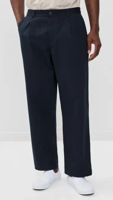 UNIVERSAL WORKS Duke Pleated Trousers Navy 36 | Thumbnail 2