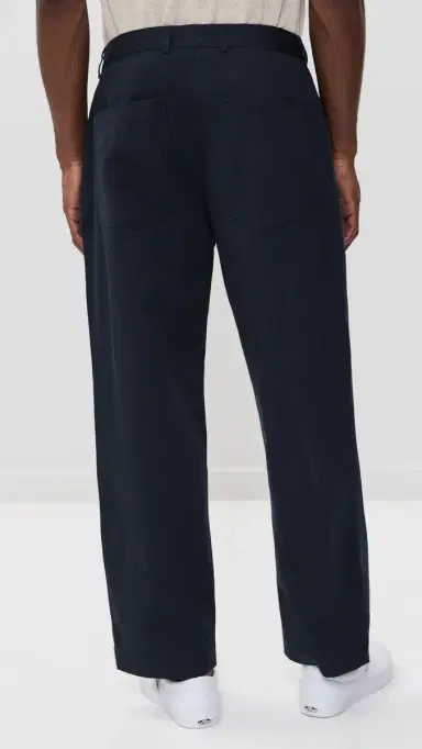 UNIVERSAL WORKS Duke Pleated Trousers Navy 36 | Thumbnail 3