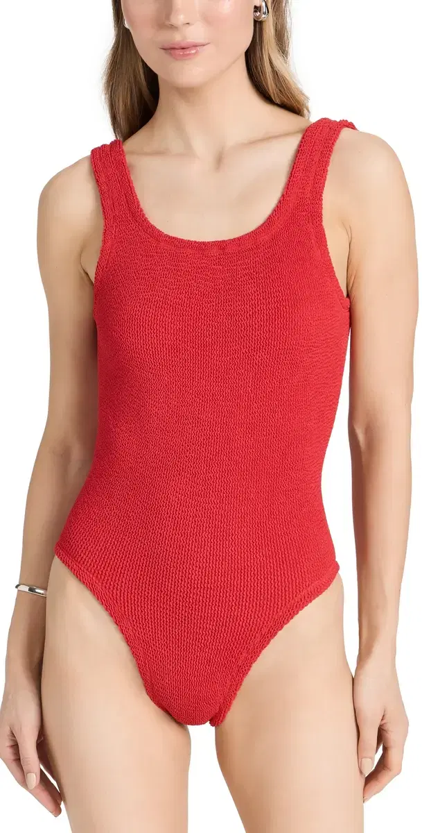 Coverage Square One Piece Red One Size