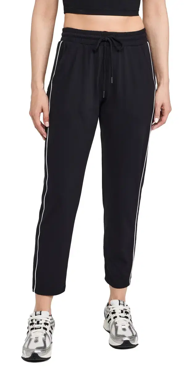 Lucy Rigor Pants with Piping Black