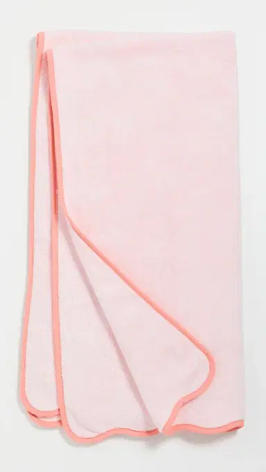 Weezie Scallop Bath Towel Light Pink One Size | Thumbnail 2 Weezie Scallop Bath Towel Light Pink One Size | Thumbnail 2