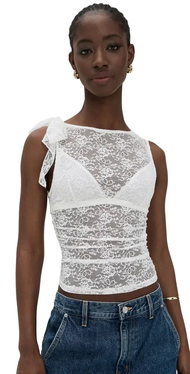 Lioness Rendezvous Top Porcelain