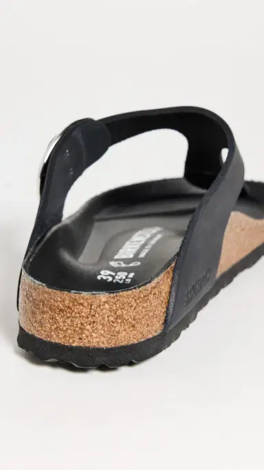 Birkenstock Gizeh Big Buckle Sandals Black | Thumbnail 4