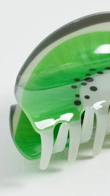 By Adina Eden Kiwi Slice Hair Claw Clip Green One Size | Thumbnail 4