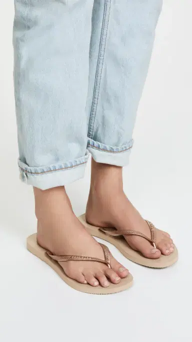 Havaianas Slim Flip Flops Rose Gold 9/10 | Thumbnail 3 Havaianas Slim Flip Flops Rose Gold 9/10 | Thumbnail 3
