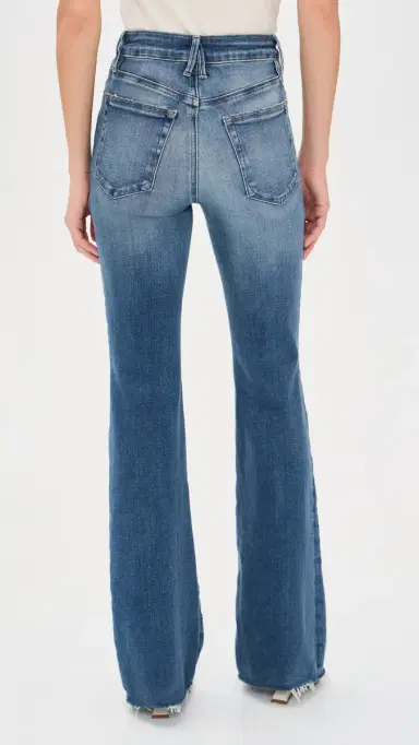Good American Good Legs Flare Jeans Indigo11 | Thumbnail 3