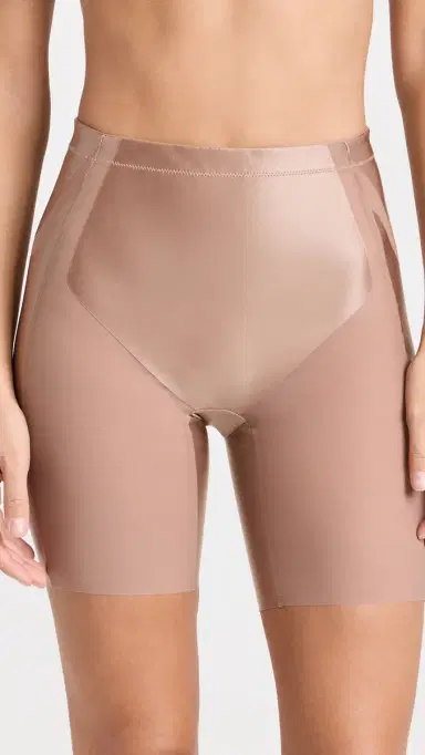 SPANX shape Booty-Lifting Mid-Thigh Short Cafe au Lait | Thumbnail 2