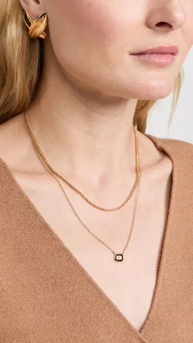 Gwen Beloti Initial Gold Block Pendant Necklace J One Size | Thumbnail 3