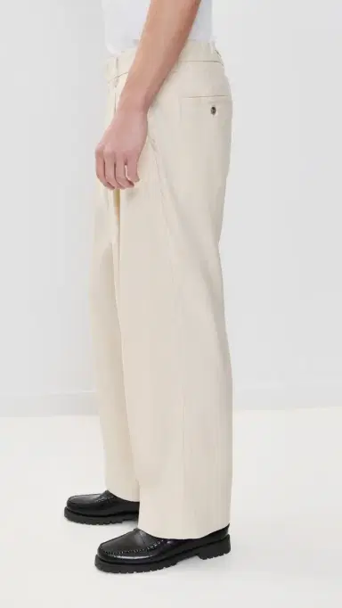 NN07 Kay Pleated Linen Trousers | Thumbnail 4 NN07 Kay Pleated Linen Trousers | Thumbnail 4
