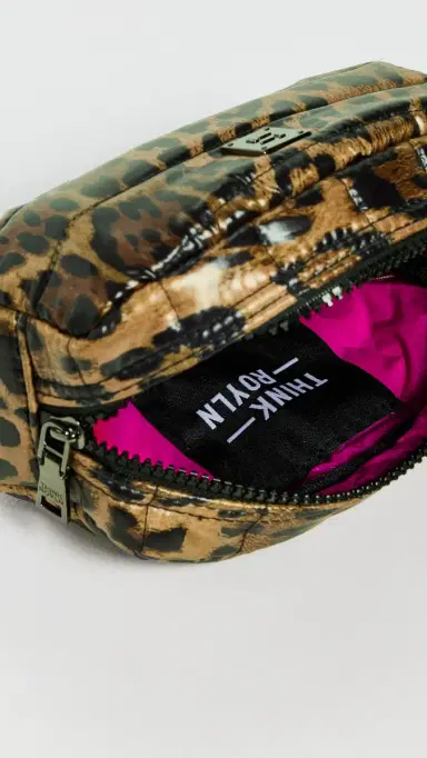 Think Royln Touch-Up Carry All Essentials | Thumbnail 6