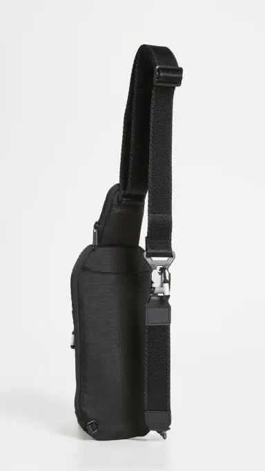 TUMI Esports Pro Sling Bag | Thumbnail 4 TUMI Esports Pro Sling Bag | Thumbnail 4