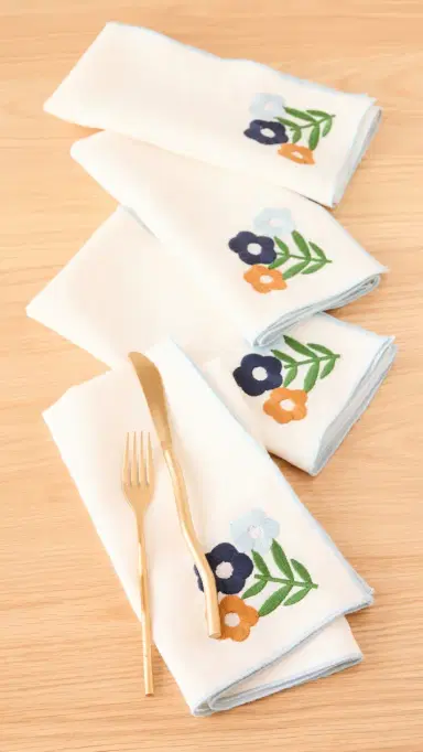 Misette Floral Embroidered Linen Napkins Set of 4 | Thumbnail 2