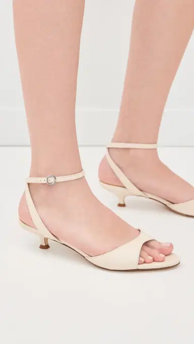 aeyde Zelia Nappa Leather Creamy Sandals Creamy | Thumbnail 5