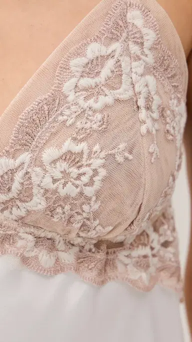 Flora Nikrooz Rosa Charmuse Chemise Ivory S | Thumbnail 6