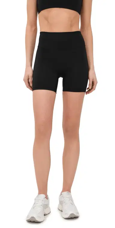FORM Core Shorts Black | Thumbnail 1 FORM Core Shorts Black | Thumbnail 1