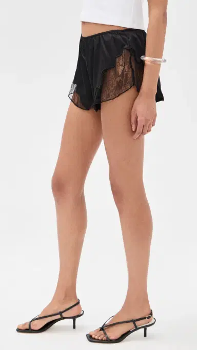 Lioness Paradise ini Shorts Noir | Thumbnail 4 Lioness Paradise ini Shorts Noir | Thumbnail 4