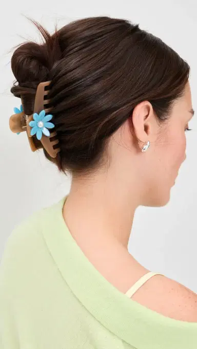Lele Sadoughi Daisy Claw Clip Caramel Tide One Size | Thumbnail 3