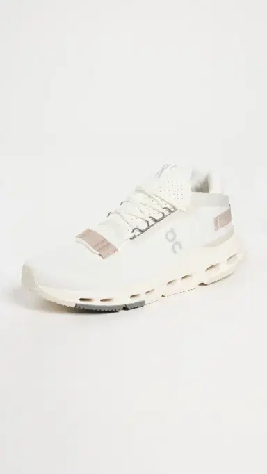 ON Cloudnova 2 Sneakers Ice/Sand 7 | Thumbnail 2