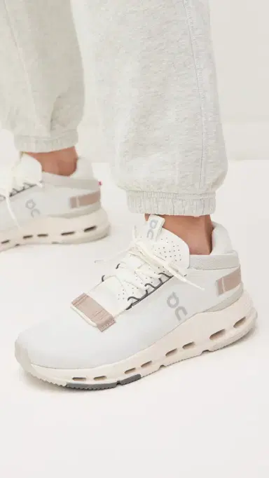 ON Cloudnova 2 Sneakers Ice/Sand 7 | Thumbnail 3
