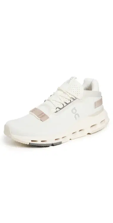 ON Cloudnova 2 Sneakers Ice/Sand 7 | Thumbnail 1