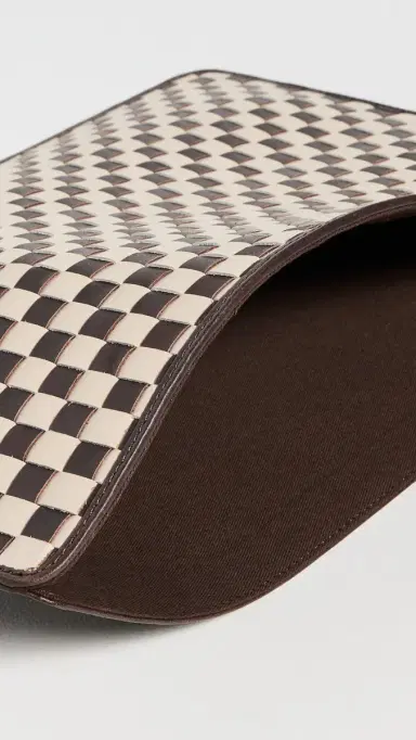 Bembien Checkered Lia Laptop Case 15" Brown/Cream Check One Size | Thumbnail 5