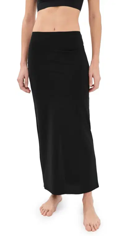 Commando Classic Maxi Half Slip Black | Thumbnail 1 Commando Classic Maxi Half Slip Black | Thumbnail 1
